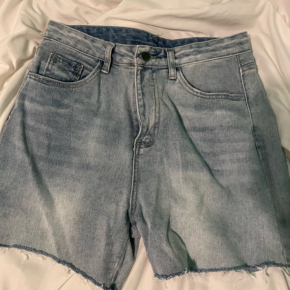 Shein boyfriend shorts. Never worn!